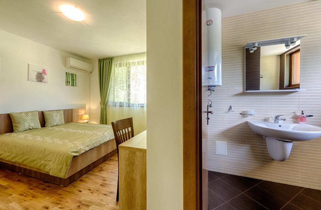 Guest House Vitora Ribaritsa Cameră foto